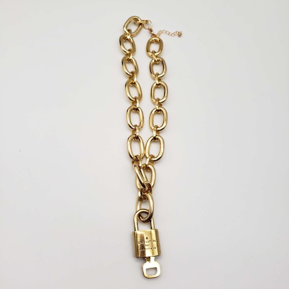 Authentic Louis Vuitton Lock and Key Gold Color with Gold Plated Chain Necklace - Picture 9 of 14